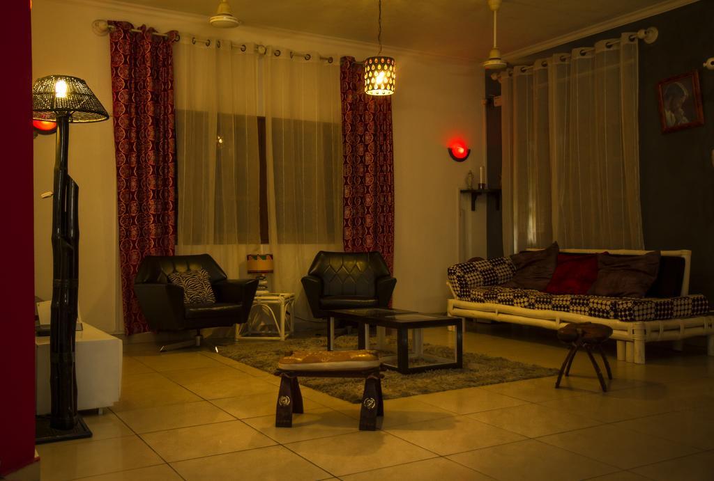 La Maison De Canelya โกโตนู ภายนอก รูปภาพ
